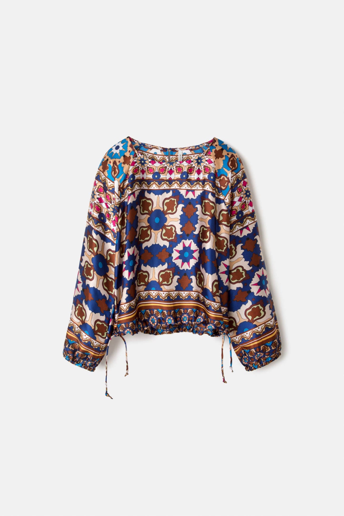 Blusa Efeito Cetim Estampada (416466-188): M